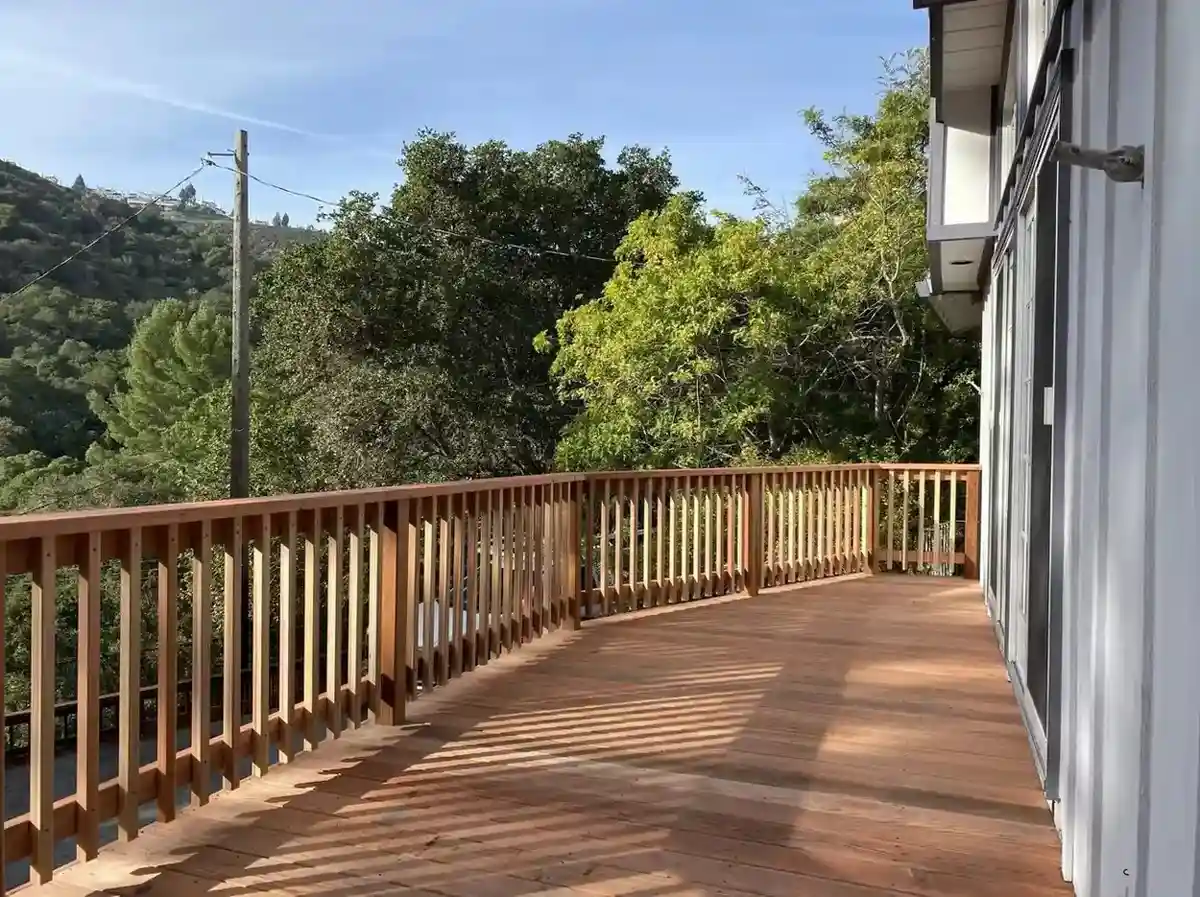 hire deck contractor San Carlos, CA