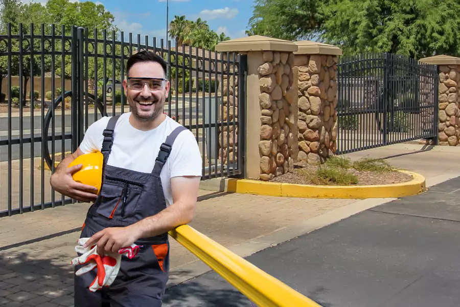 gate repair contractor