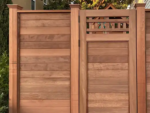 Gate contractor